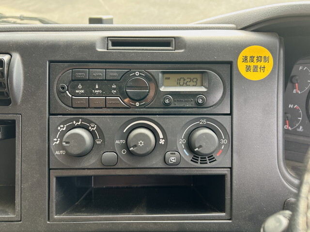 三菱ふそうスーパーグレートスクラップ運搬車大型（10t）[写真38]