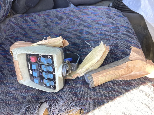 いすゞエルフクレーン4段小型（2t・3t）[写真14]