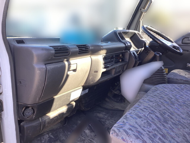 いすゞエルフクレーン4段小型（2t・3t）[写真28]