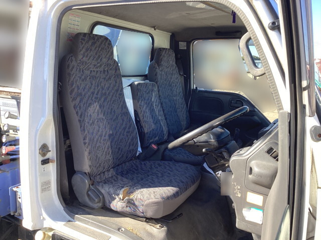 いすゞエルフクレーン4段小型（2t・3t）[写真30]