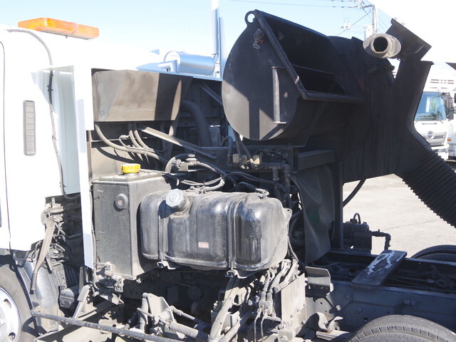 いすゞエルフ道路作業車小型（2t・3t）[写真17]