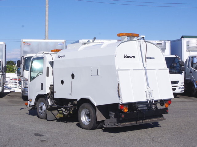 いすゞエルフ道路作業車小型（2t・3t）[写真02]