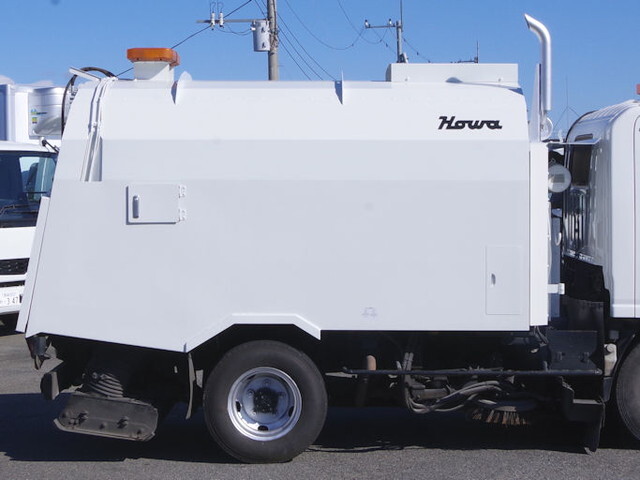 いすゞエルフ道路作業車小型（2t・3t）[写真24]