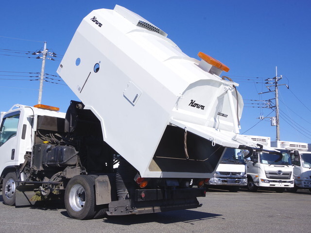 いすゞエルフ道路作業車小型（2t・3t）[写真08]