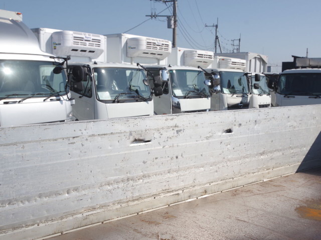 三菱ふそうファイターアルミブロック増トン（6t・8t）[写真24]