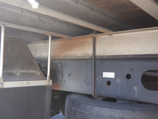 三菱ふそうファイターアルミブロック増トン（6t・8t）[写真07]