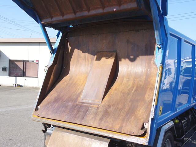 日野デュトロパッカー車（塵芥車）小型（2t・3t）[写真11]