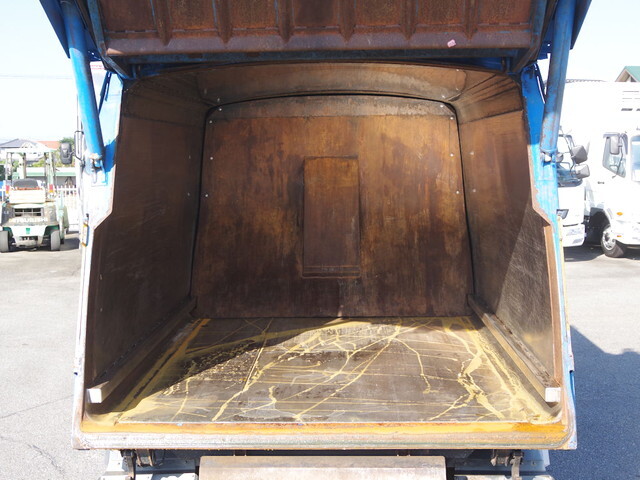 日野デュトロパッカー車（塵芥車）小型（2t・3t）[写真06]