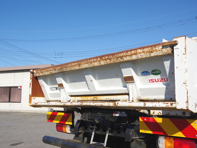 いすゞフォワードダンプ中型（4t）[写真24]