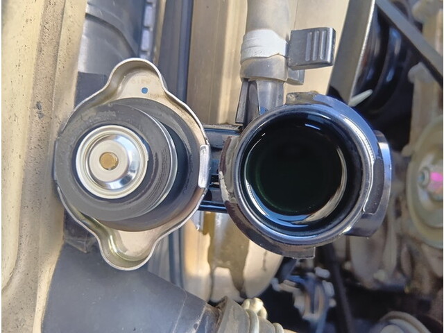 いすゞエルフダンプ小型（2t・3t）[写真14]