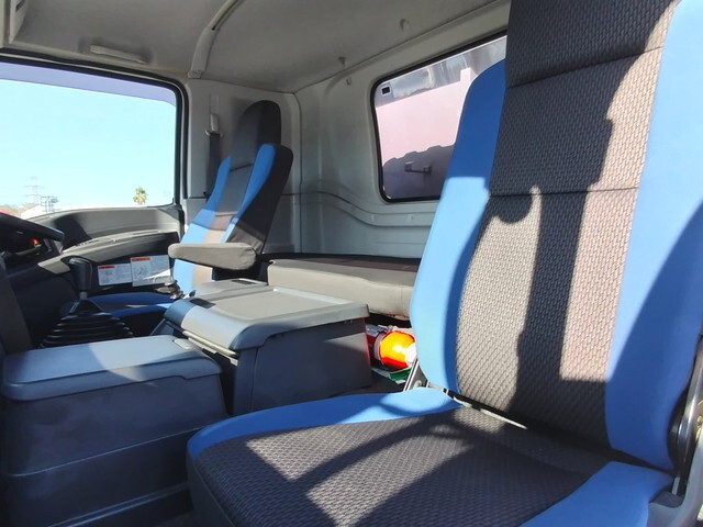 いすゞギガダンプ大型（10t）[写真22]