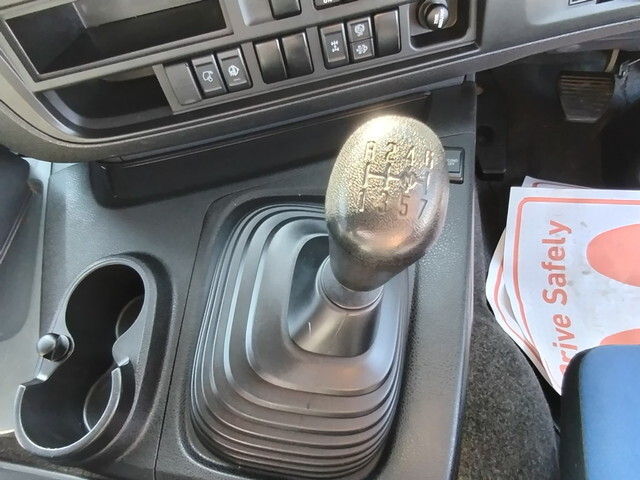 いすゞギガダンプ大型（10t）[写真25]