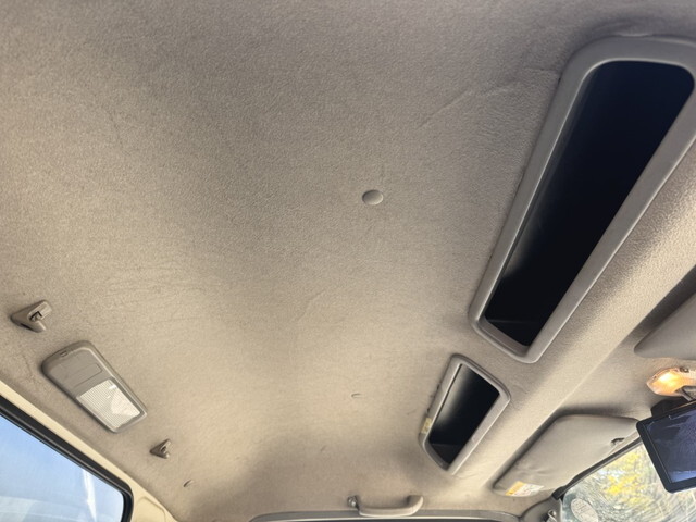 日野デュトロパネルバン小型（2t・3t）[写真19]