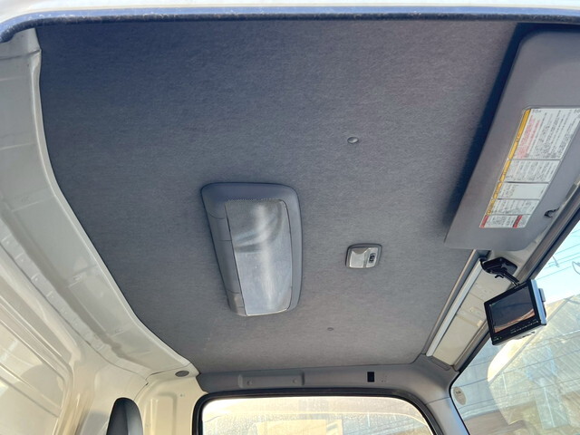 いすゞエルフ保冷バン小型（2t・3t）[写真29]