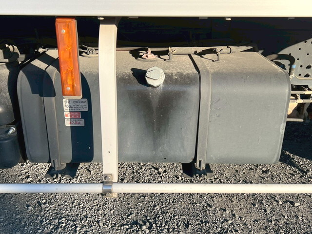 いすゞエルフ保冷バン小型（2t・3t）[写真36]