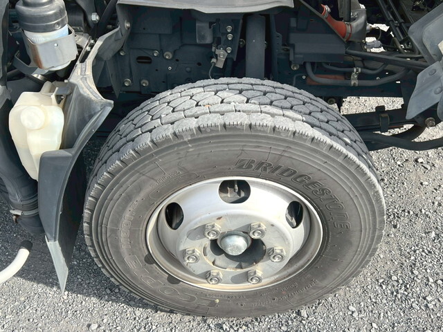 いすゞエルフ保冷バン小型（2t・3t）[写真23]