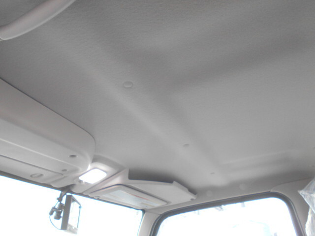 三菱ふそうキャンター平ボディ小型（2t・3t）[写真40]