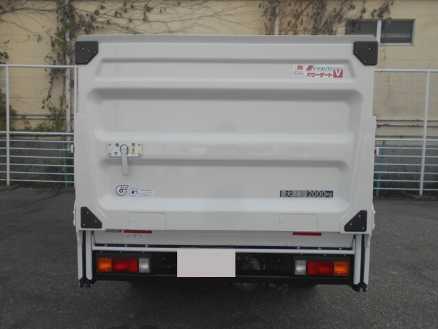 三菱ふそうキャンター平ボディ小型（2t・3t）[写真06]
