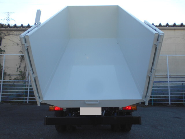 三菱ふそうキャンター深ダンプ（土砂禁ダンプ）小型（2t・3t）[写真11]