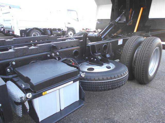 三菱ふそうキャンター深ダンプ（土砂禁ダンプ）小型（2t・3t）[写真17]