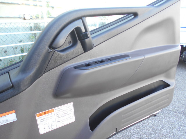 三菱ふそうキャンター深ダンプ（土砂禁ダンプ）小型（2t・3t）[写真38]