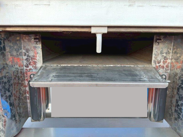 日野レンジャークレーン4段増トン（6t・8t）[写真18]