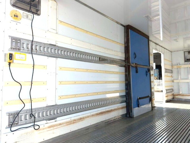 三菱ふそうファイター冷凍車（冷蔵車）増トン（6t・8t）[写真10]