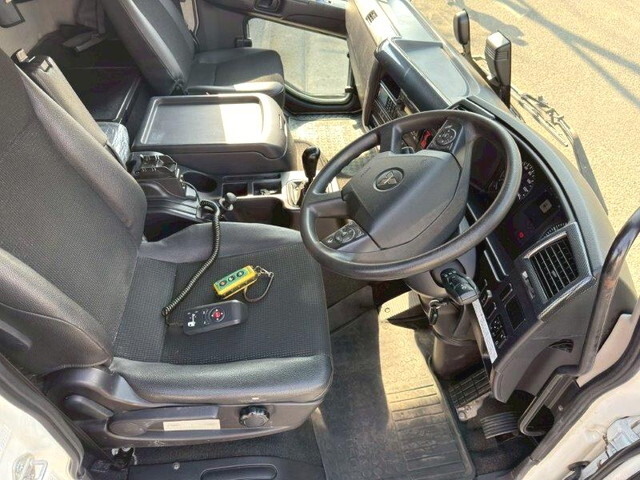 三菱ふそうファイター冷凍車（冷蔵車）増トン（6t・8t）[写真31]