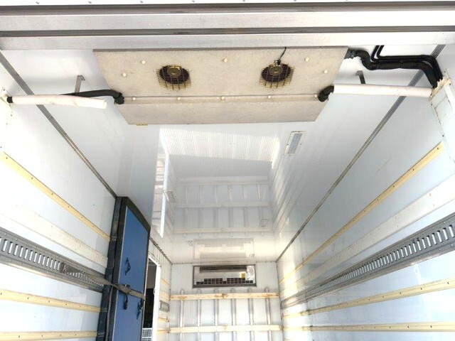 三菱ふそうファイター冷凍車（冷蔵車）増トン（6t・8t）[写真09]