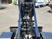 UDトラックスコンドルコンテナ専用車増トン（6t・8t）[写真12]