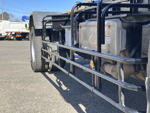 UDトラックスコンドルコンテナ専用車増トン（6t・8t）[写真19]