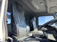 UDトラックスコンドルコンテナ専用車増トン（6t・8t）[写真33]