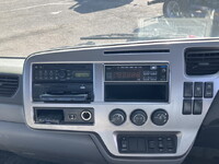 UDトラックスコンドルコンテナ専用車増トン（6t・8t）[写真37]