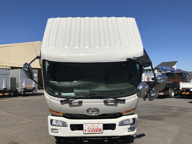 UDトラックスコンドルコンテナ専用車増トン（6t・8t）[写真08]