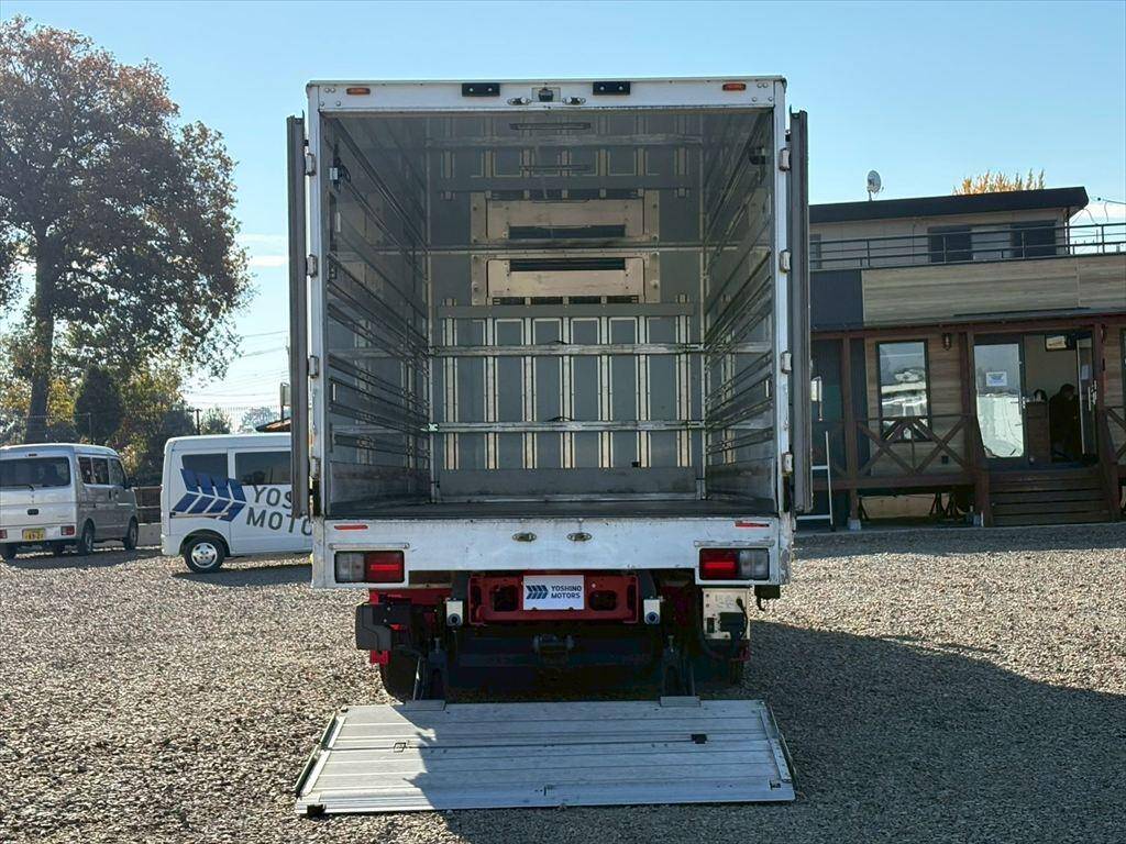 日野レンジャー冷凍車（冷蔵車）中型（4t）[写真07]