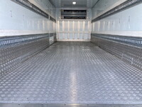 日野レンジャー冷凍車（冷蔵車）中型（4t）[写真12]