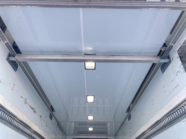 日野レンジャー冷凍車（冷蔵車）中型（4t）[写真14]