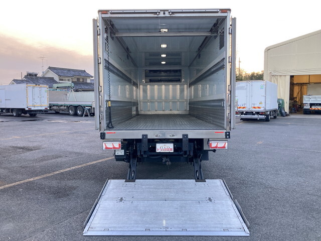 日野レンジャー冷凍車（冷蔵車）中型（4t）[写真17]