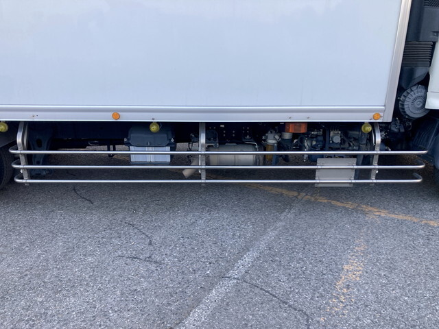 日野レンジャー冷凍車（冷蔵車）中型（4t）[写真21]