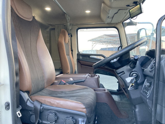 日野レンジャー冷凍車（冷蔵車）中型（4t）[写真34]