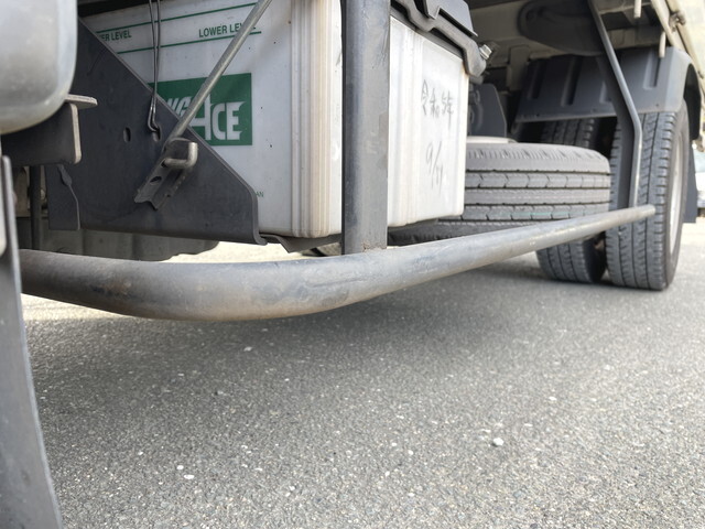 トヨタトヨエース平ボディ小型（2t・3t）[写真16]