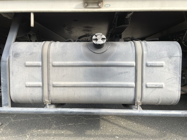 トヨタトヨエース平ボディ小型（2t・3t）[写真18]