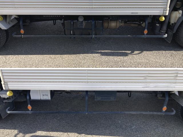いすゞエルフアルミバン小型（2t・3t）[写真17]