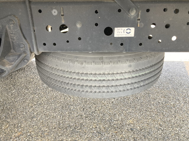 いすゞエルフアルミバン小型（2t・3t）[写真19]