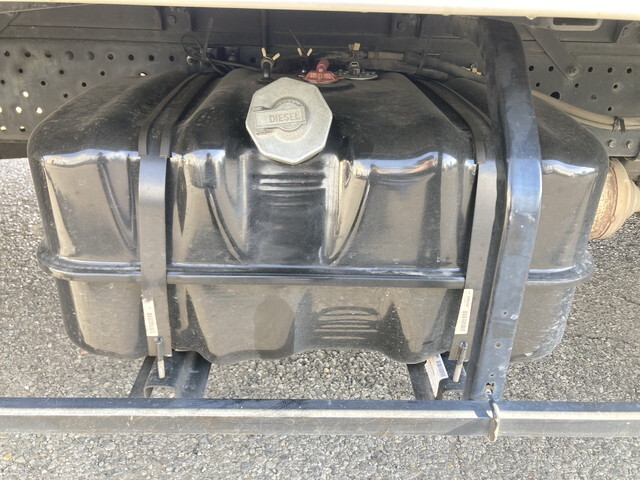 いすゞエルフアルミバン小型（2t・3t）[写真20]