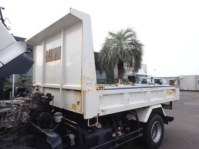 日野レンジャーダンプ中型（4t）[写真12]