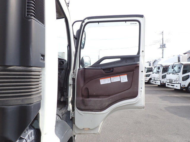 日野レンジャーダンプ中型（4t）[写真26]