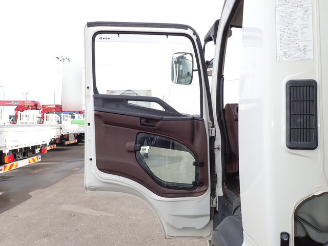 日野レンジャーダンプ中型（4t）[写真33]