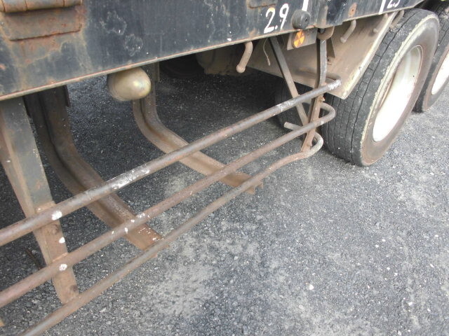 日野プロフィアセルフクレーン4段大型（10t）[写真17]