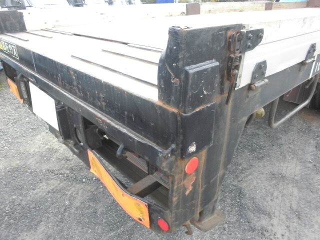 日野プロフィアセルフクレーン4段大型（10t）[写真22]